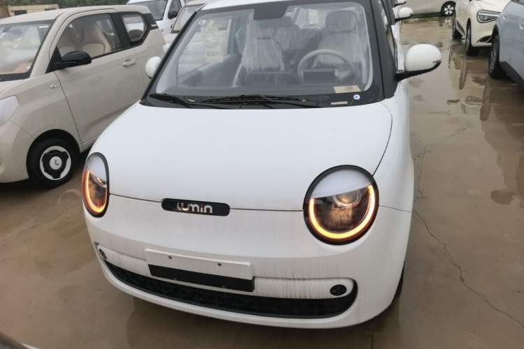 Used CHANGAN NEVO Lumin 2026 Model Treasure Edition 205km Passionate Beige Ningde Front