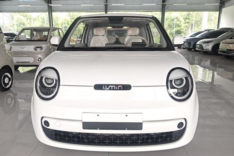 Used CHANGAN NEVO Lumin 2026 Model Treasure Edition 205km Passionate Beige Ningde Front