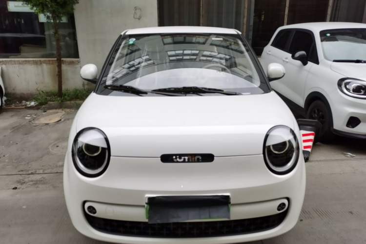 Used CHANGAN NEVO Lumin 2026 Model Treasure Edition 205km Passionate Beige Ningde Front