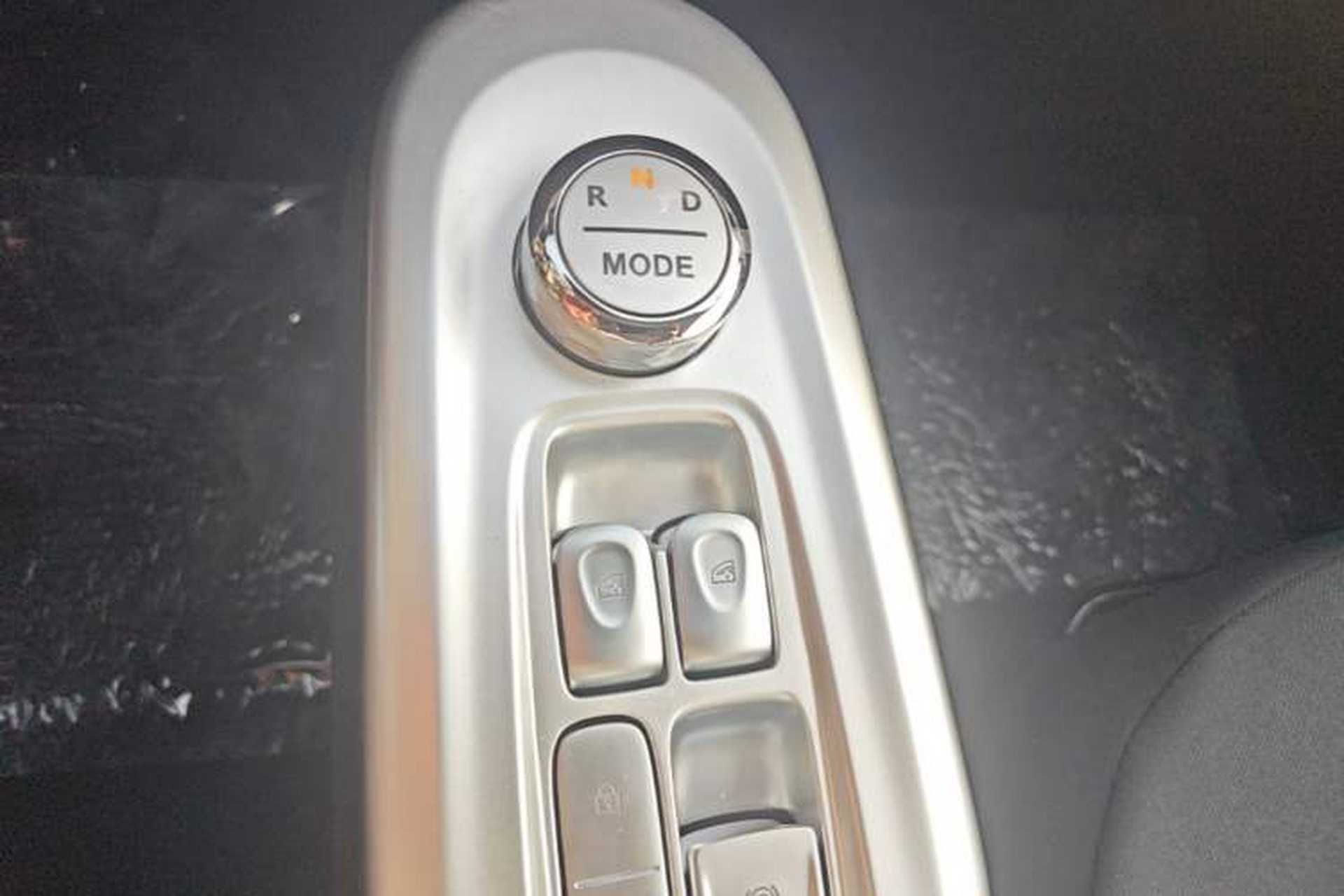 Used CHANGAN NEVO Lumin 2026 Model Treasure Edition 205km Passionate Beige Ningde Gear Lever