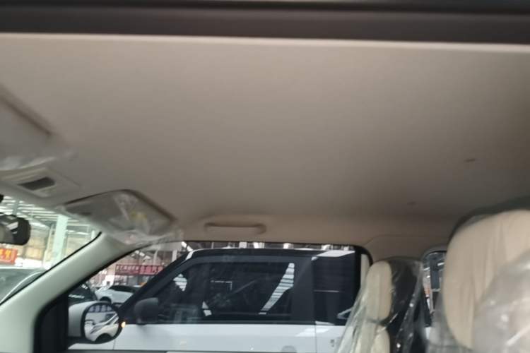 Used CHANGAN NEVO Lumin 2026 Model Treasure Edition 205km Passionate Beige Ningde Headliner