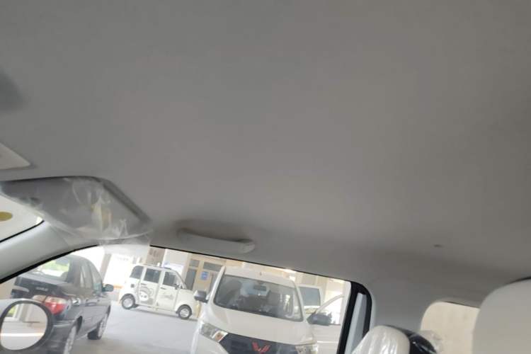 Used CHANGAN NEVO Lumin 2026 Model Treasure Edition 205km Passionate Beige Ningde Headliner