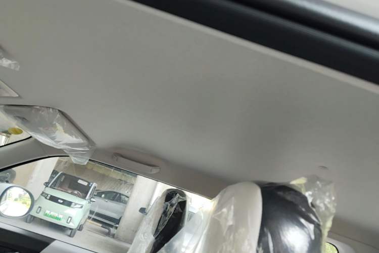 Used CHANGAN NEVO Lumin 2026 Model Treasure Edition 205km Passionate Beige Ningde Headliner
