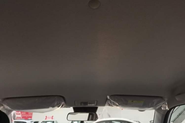 Used CHANGAN NEVO Lumin 2026 Model Treasure Edition 205km Passionate Beige Ningde Headliner
