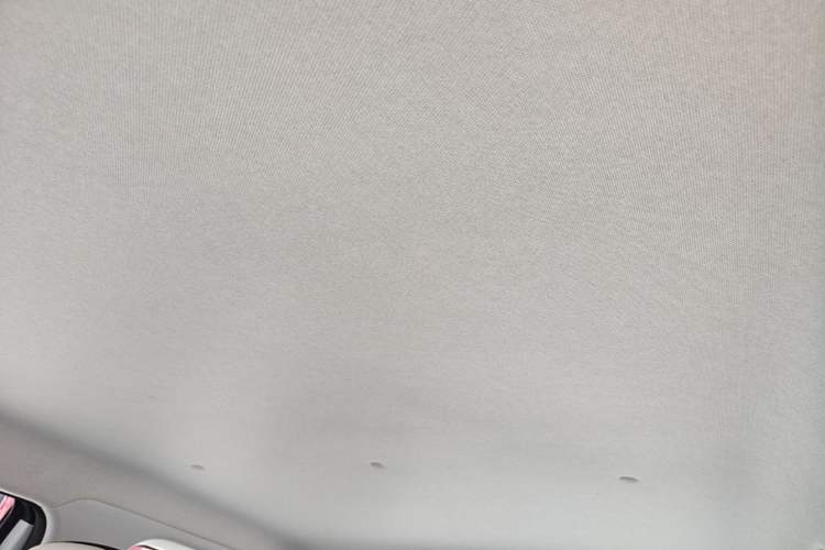 Used CHANGAN NEVO Lumin 2026 Model Treasure Edition 205km Beloved Beige Guoxuan Headliner