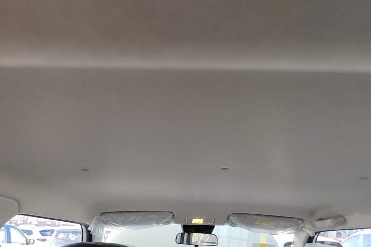 Used CHANGAN NEVO Lumin 2026 Model Treasure Edition 205km Passionate Beige Ningde Headliner