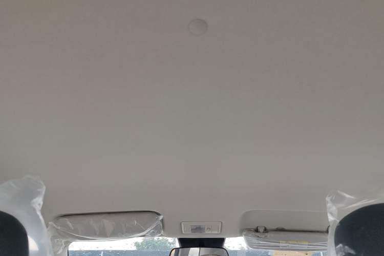 Used CHANGAN NEVO Lumin 2026 Model Treasure Edition 205km Passionate Beige Ningde Headliner