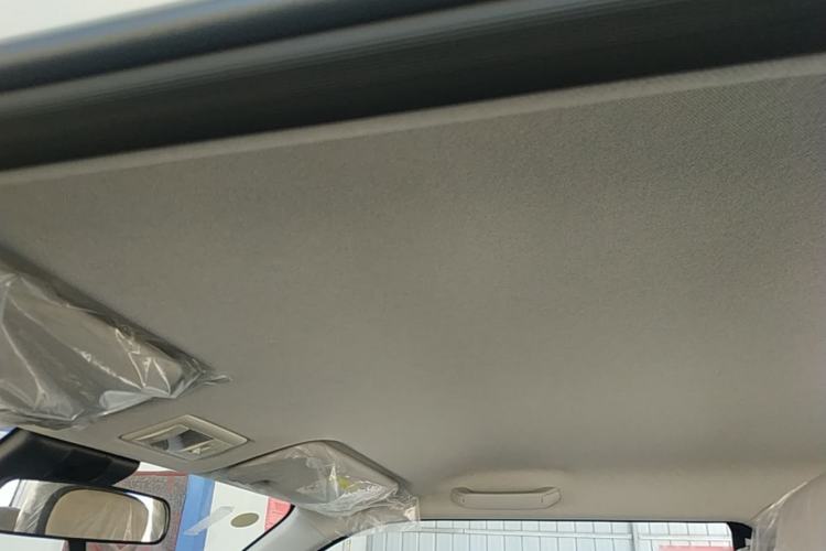 Used CHANGAN NEVO Lumin 2026 Model Treasure Edition 205km Passionate Beige Ningde Headliner