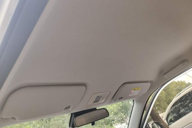Used CHANGAN NEVO Lumin 2026 Model Treasure Edition 205km Passionate Beige Ningde Headliner