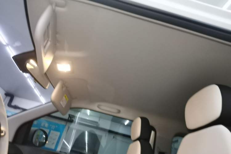 Used CHANGAN NEVO Lumin 2026 Model Treasure Edition 205km Passionate Beige Ningde Headliner