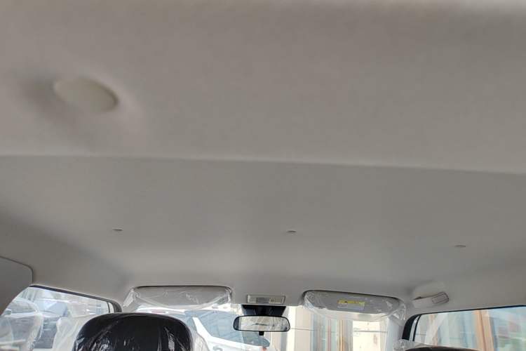 Used CHANGAN NEVO Lumin 2026 Model Treasure Edition 205km Passionate Beige Ningde Headliner