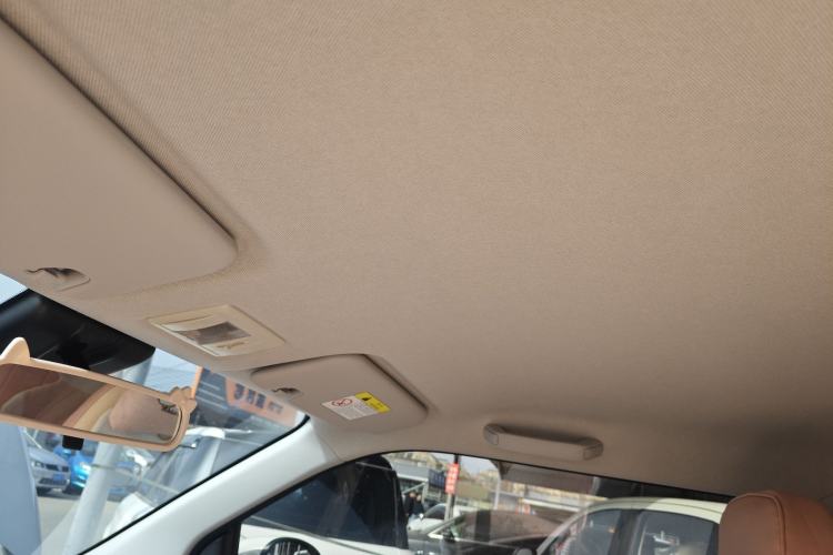 Used CHANGAN NEVO Lumin 2026 Model Treasure Edition 205km Passionate Beige Ningde Headliner