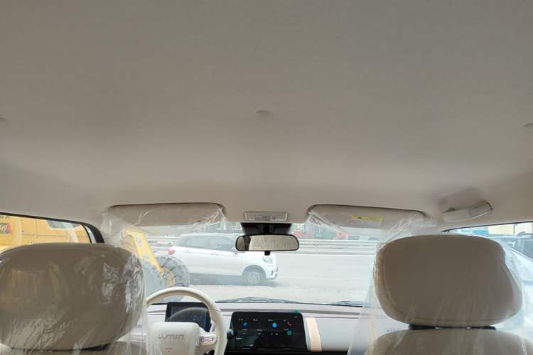 Used CHANGAN NEVO Lumin 2026 Model Treasure Edition 205km Passionate Beige Ningde Headliner