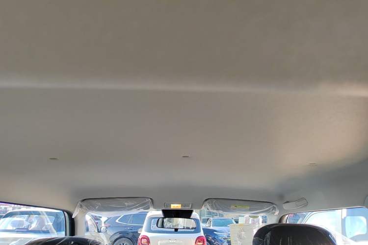 Used CHANGAN NEVO Lumin 2026 Model Treasure Edition 205km Passionate Beige Ningde Headliner