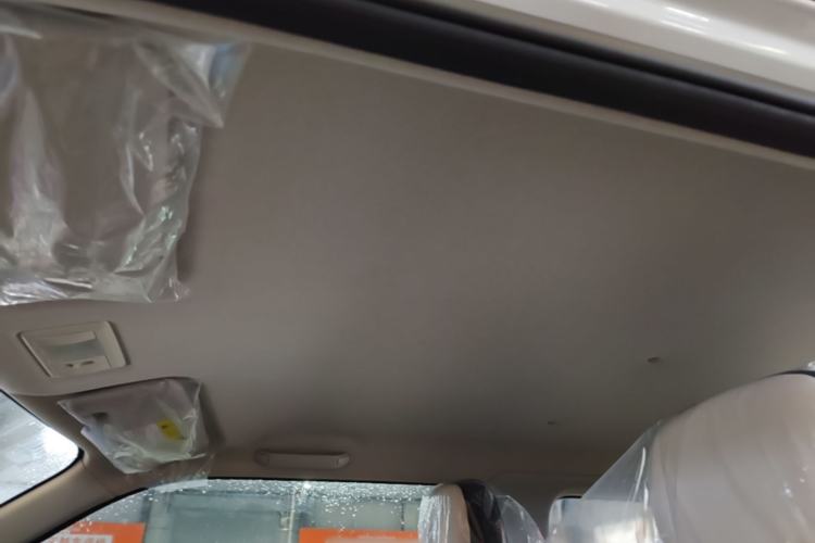 Used CHANGAN NEVO Lumin 2026 Model Treasure Edition 205km Passionate Beige Ningde Headliner