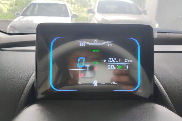 Used CHANGAN NEVO Lumin 2026 Model Treasure Edition 205km Passionate Beige Ningde Instrument Cluster