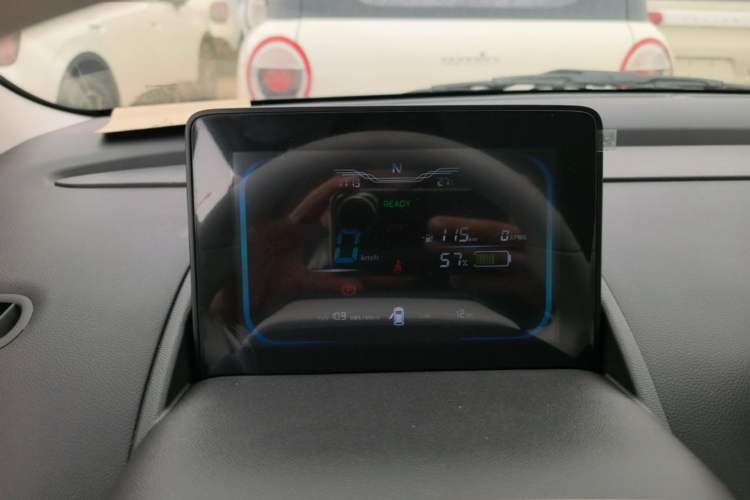 Used CHANGAN NEVO Lumin 2026 Model Treasure Edition 205km Passionate Beige Ningde Instrument Cluster