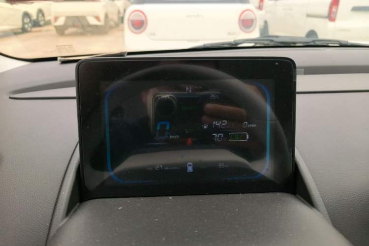 Used CHANGAN NEVO Lumin 2026 Model Treasure Edition 205km Passionate Beige Ningde Instrument Cluster
