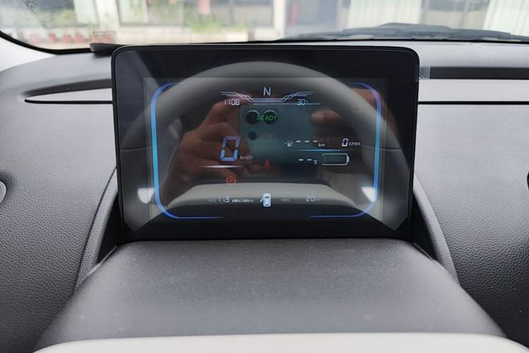Used CHANGAN NEVO Lumin 2026 Model Treasure Edition 205km Passionate Beige Ningde Instrument Cluster