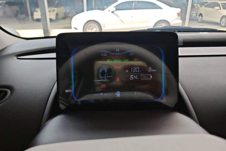 Used CHANGAN NEVO Lumin 2026 Model Treasure Edition 301km Cherished Beige Ningde Instrument Cluster