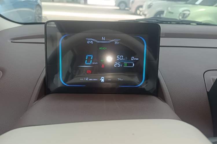 Used CHANGAN NEVO Lumin 2026 Model Treasure Edition 205km Passionate Beige Ningde Instrument Cluster