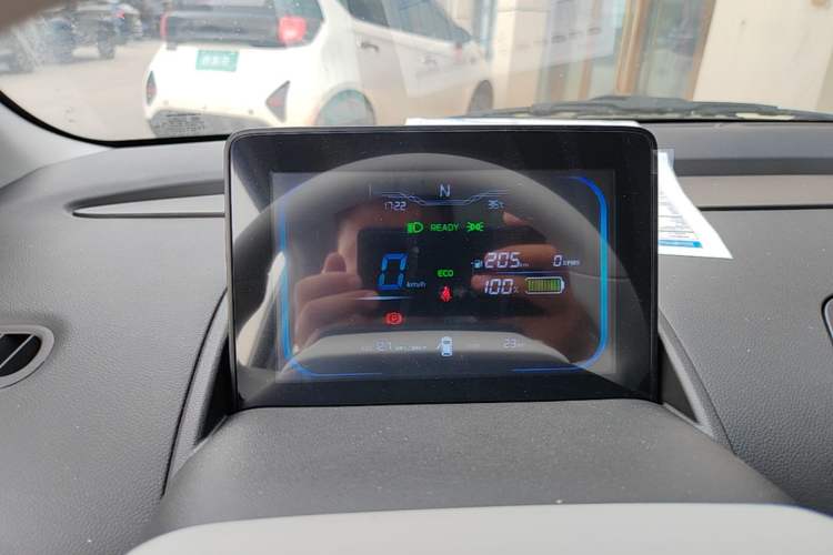 Used CHANGAN NEVO Lumin 2026 Model Treasure Edition 205km Passionate Beige Ningde Instrument Cluster