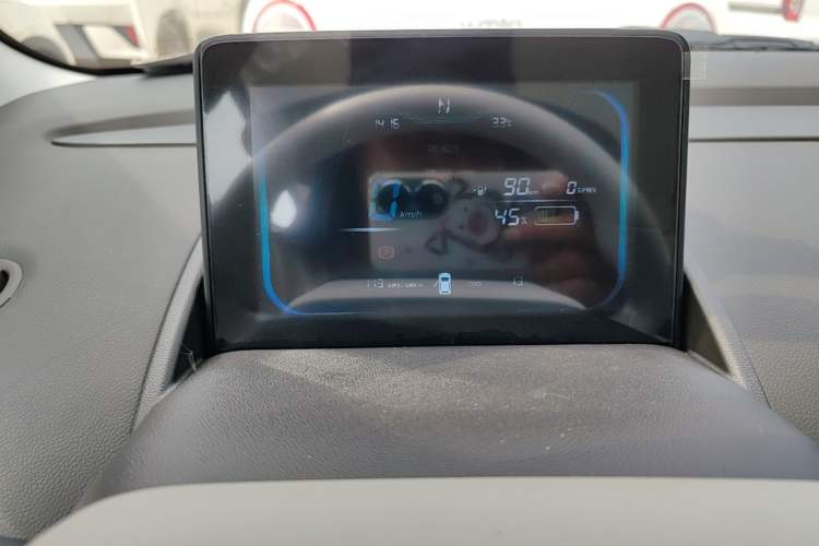 Used CHANGAN NEVO Lumin 2026 Model Treasure Edition 205km Passionate Beige Ningde Instrument Cluster