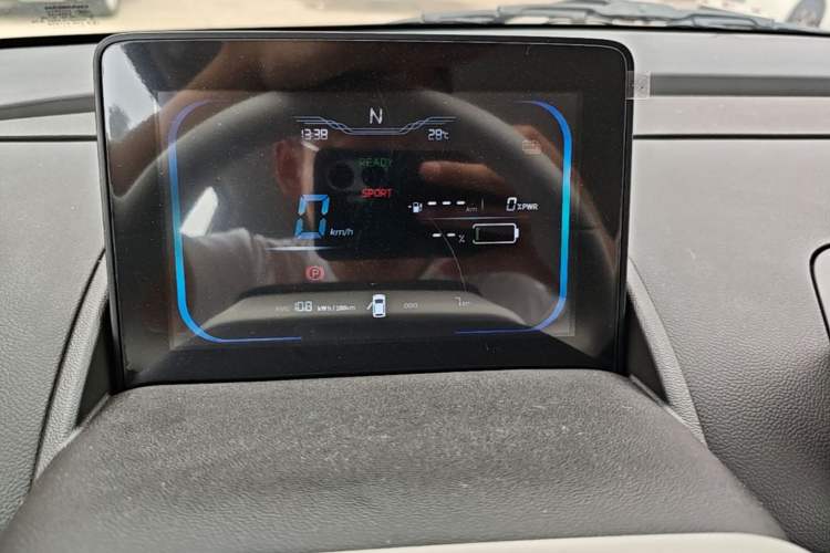 Used CHANGAN NEVO Lumin 2026 Model Treasure Edition 205km Passionate Beige Ningde Instrument Cluster
