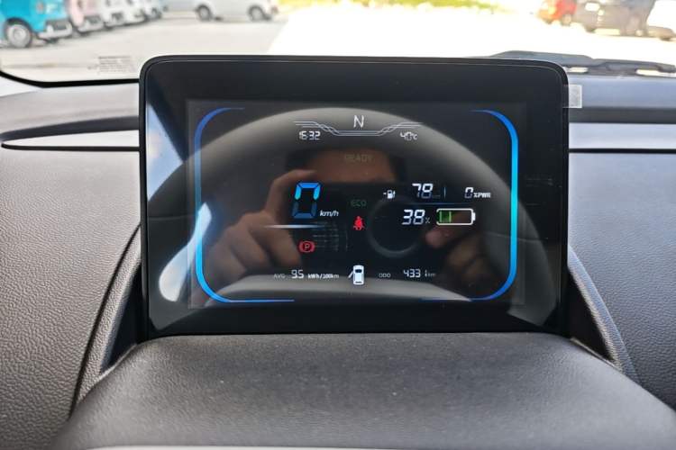 Used CHANGAN NEVO Lumin 2026 Model Treasure Edition 205km Passionate Beige Ningde Instrument Cluster