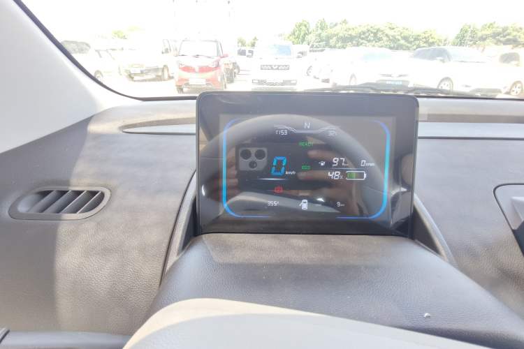 Used CHANGAN NEVO Lumin 2026 Model Treasure Edition 205km Passionate Beige Ningde Instrument Cluster