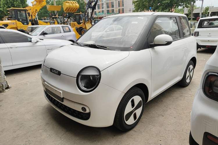 Used CHANGAN NEVO Lumin 2026 Model Treasure Edition 205km Passionate Beige Ningde Guazi used car, China used car export, Used car for sale, Used  cars, Cheapest cars for sale