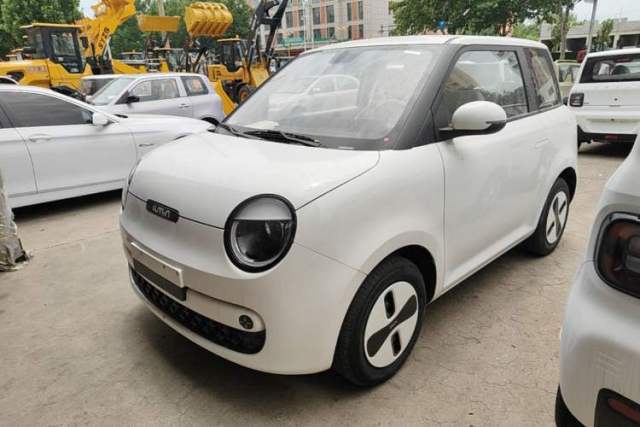 Used CHANGAN NEVO Lumin 2026 Model Treasure Edition 205km Passionate Beige Ningde