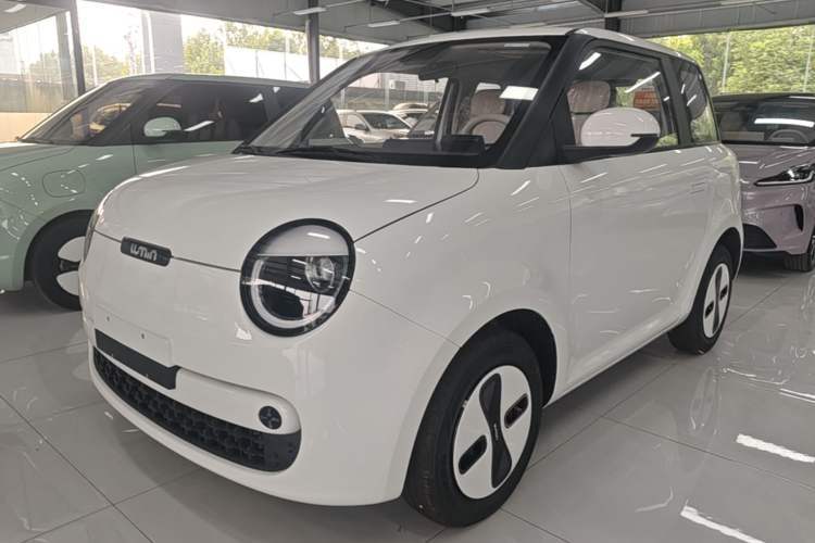 Used CHANGAN NEVO Lumin 2026 Model Treasure Edition 205km Passionate Beige Ningde Guazi used car, China used car export, Used car for sale, Used  cars, Cheapest cars for sale