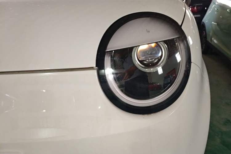 Used CHANGAN NEVO Lumin 2026 Model Treasure Edition 205km Passionate Beige Ningde Left Front Headlight
