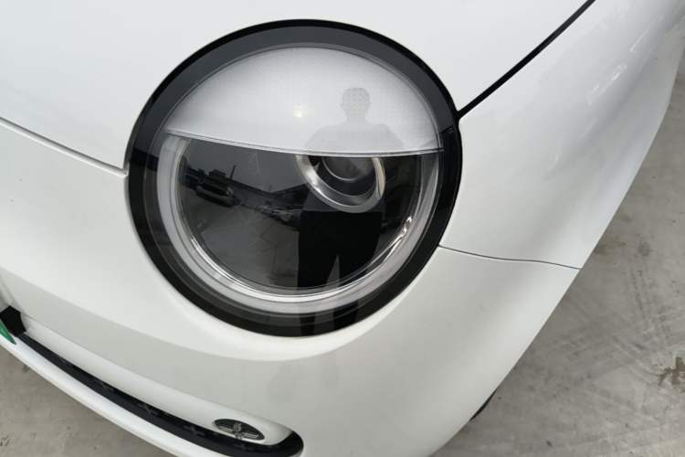 Used CHANGAN NEVO Lumin 2026 Model Treasure Edition 205km Passionate Beige Ningde Left Front Headlight