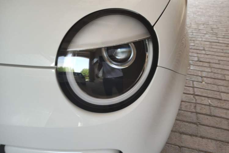 Used CHANGAN NEVO Lumin 2026 Model Treasure Edition 205km Passionate Beige Ningde Left Front Headlight