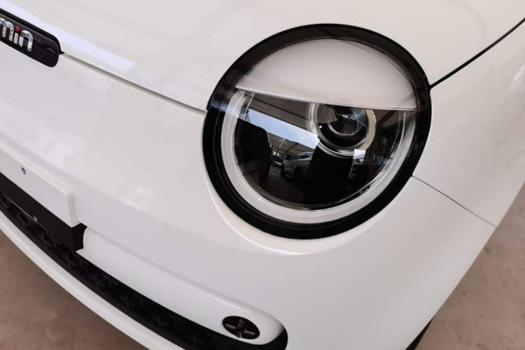 Used CHANGAN NEVO Lumin 2026 Model Treasure Edition 205km Passionate Beige Ningde Left Front Headlight