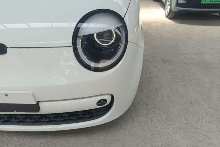 Used CHANGAN NEVO Lumin 2026 Model Treasure Edition 205km Passionate Beige Ningde Left Front Headlight
