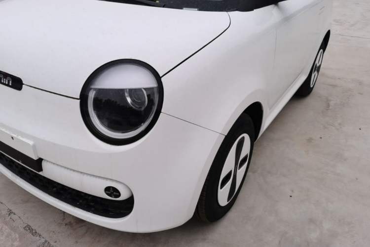 Used CHANGAN NEVO Lumin 2026 Model Treasure Edition 205km Passionate Beige Ningde Left Front Headlight