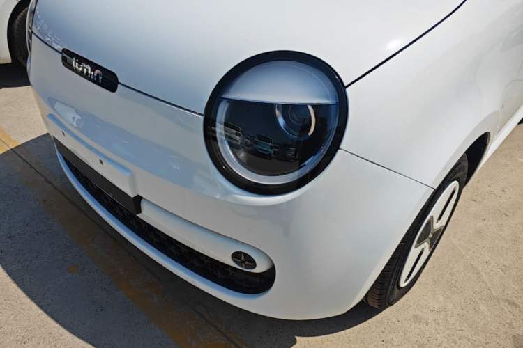 Used CHANGAN NEVO Lumin 2026 Model Treasure Edition 205km Passionate Beige Ningde Left Front Headlight