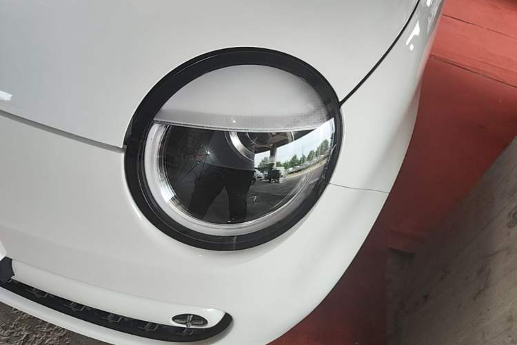 Used CHANGAN NEVO Lumin 2026 Model Treasure Edition 205km Passionate Beige Ningde Left Front Headlight