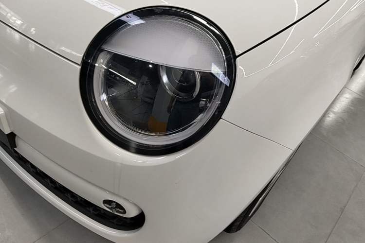 Used CHANGAN NEVO Lumin 2026 Model Treasure Edition 205km Passionate Beige Ningde Left Front Headlight