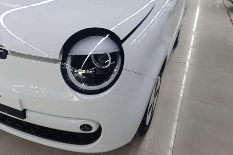 Used CHANGAN NEVO Lumin 2026 Model Treasure Edition 205km Passionate Beige Ningde Left Front Headlight