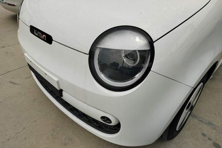 Used CHANGAN NEVO Lumin 2026 Model Treasure Edition 205km Passionate Beige Ningde Left Front Headlight