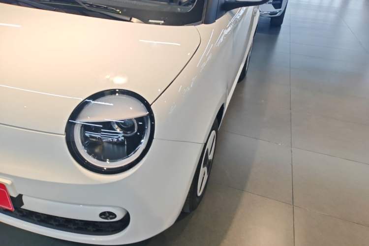 Used CHANGAN NEVO Lumin 2026 Model Treasure Edition 205km Passionate Beige Ningde Left Front Headlight