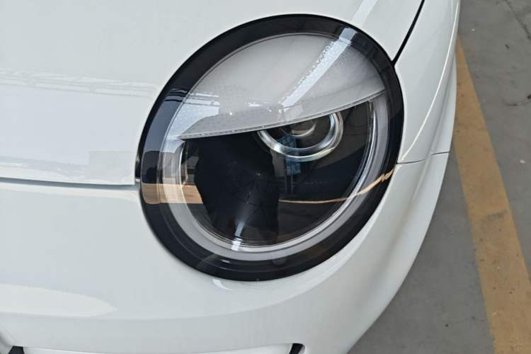 Used CHANGAN NEVO Lumin 2026 Model Treasure Edition 205km Passionate Beige Ningde Left Front Headlight