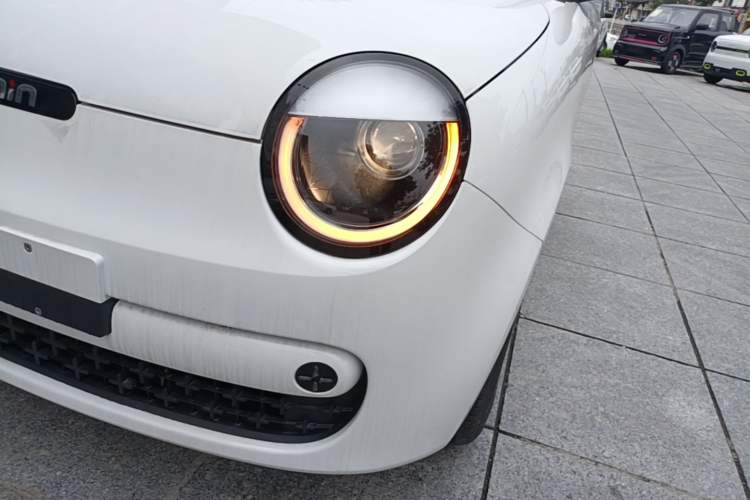 Used CHANGAN NEVO Lumin 2026 Model Treasure Edition 205km Passionate Beige Ningde Left Front Headlight