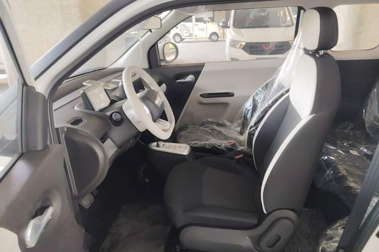 Used CHANGAN NEVO Lumin 2026 Model Treasure Edition 205km Passionate Beige Ningde Left Front Seat