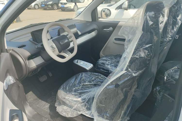 Used CHANGAN NEVO Lumin 2026 Model Treasure Edition 205km Passionate Beige Ningde Left Front Seat