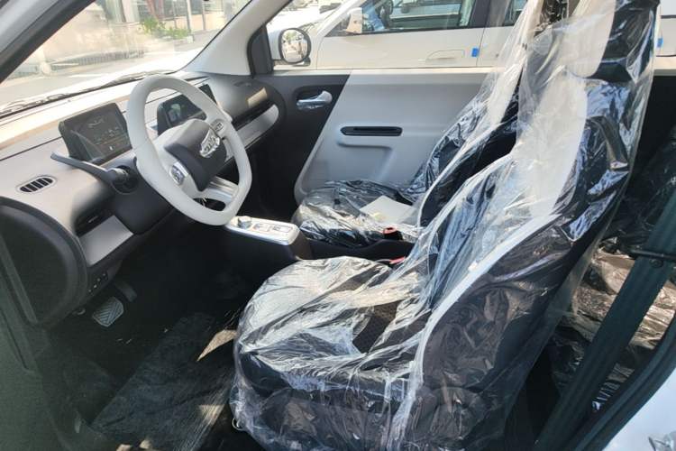 Used CHANGAN NEVO Lumin 2026 Model Treasure Edition 205km Passionate Beige Ningde Left Front Seat